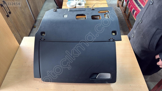 2013-2019 AUDİ A3 TORPİDO KAPAĞI ORJ ÇIKMA