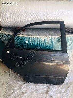 KİA CERATO SAĞ ARKA KAPI ORJINAL ÇIKMA