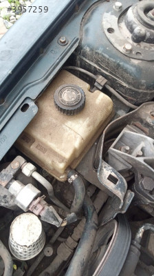 Pejo 306 direksiyon yağ bidonu yedek parça