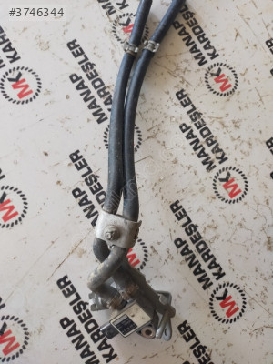 MERCEDES A W177 EGZOZ BASINÇ SENSÖRÜ A0009057809 A2474922600