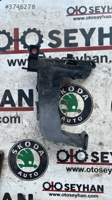1K0971839G Volkswagen Golf 6 sağ ön podya tesisat tutucu