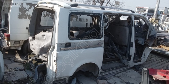 volkswagen t5 2004 kesme tavan arka (boş) (son fiyat)