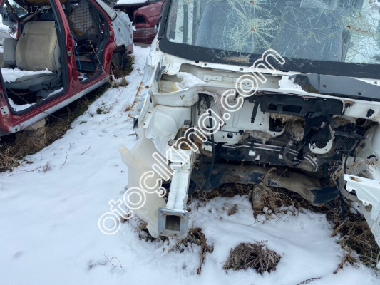 Fiat Doblo Sağ ön Podye - Şağ ön Çeyrek Hatasız Çıkma
