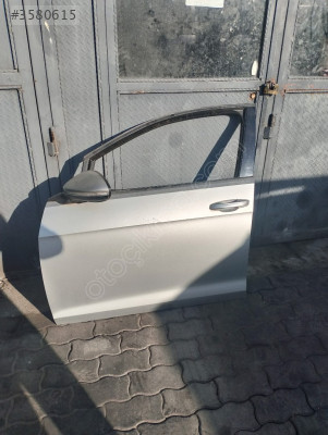 VOLKSWAGEN GOLF 7.5 SOL ÖN KAPI HATASIZ ORİJİNAL ÇIKMA