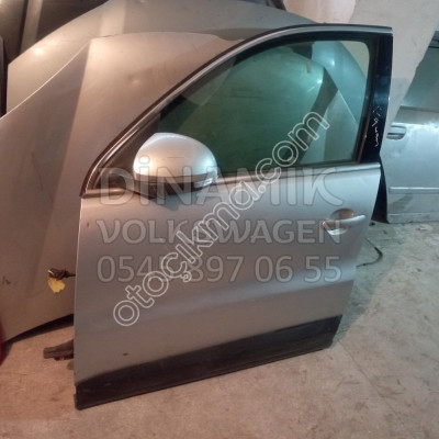 Volkswagen Tiguan Gümüş Gri Orijinal Çıkma Sol Ön Kapı