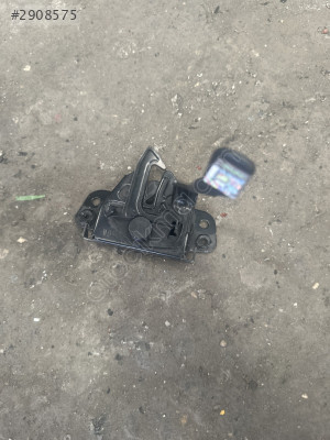 Creta kaput kilidi