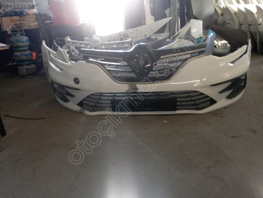 2023 model megane 4 on tanpon cıkma