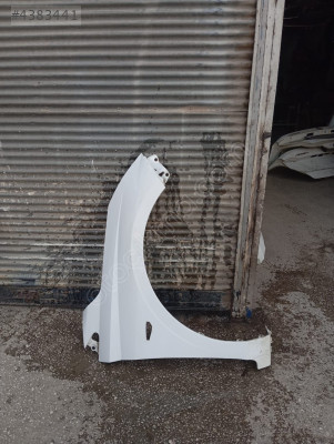 Hyundai i20 sağ ön çamurluk