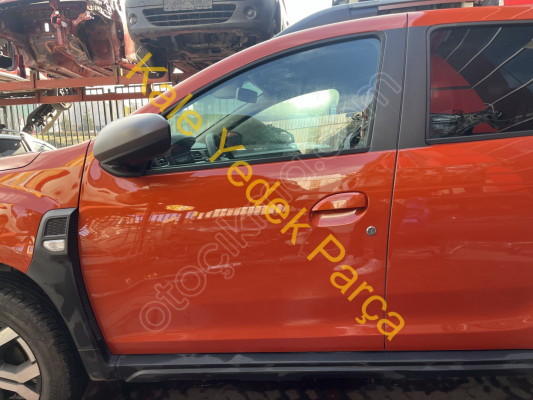 Dacia Duster 2 XJD Sol Ön Kapı Hatasız Orijinal -Arizona Turuncu