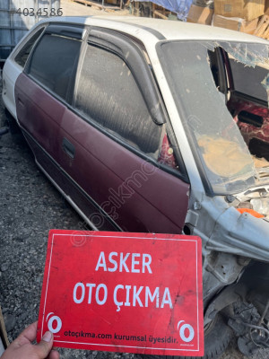 Astra F sağ iki kapı cam kapı kolu çamurluk