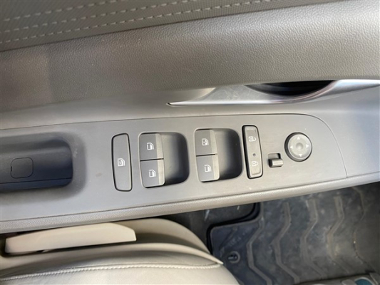 2022 Hyundai Elantra Dörtlü Cam Düğmesi