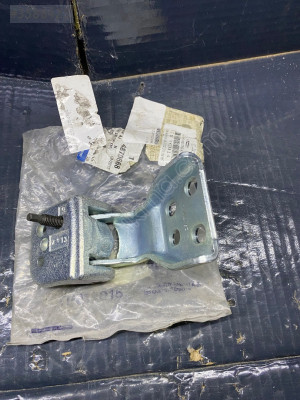 Ford transit kapı menteşesi sağ alt