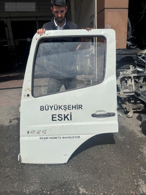 MERCEDES AXOR 1829 K SOL ÖN KAPI ORJINAL