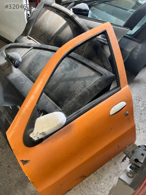 Fiat Albea Palio sol ön kapı