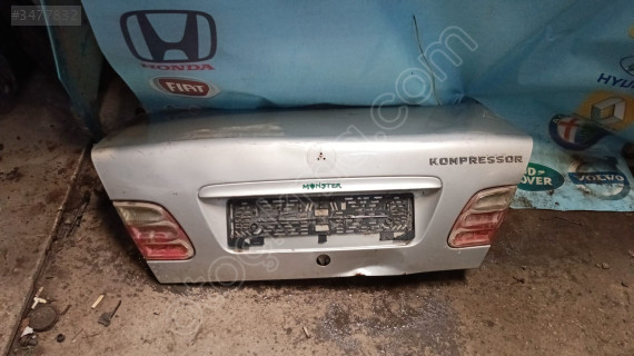 1998-2001 MERCEDES W210 E200 KOMPRESÖR BAGAJ KAPAĞI