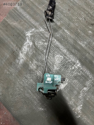 2014 kia bango sol ön kapı kilidi