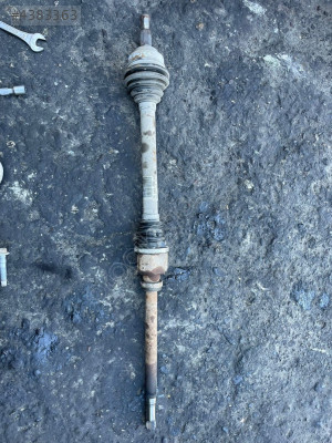 PEUGEOT SAĞ AKS KONUK OTO