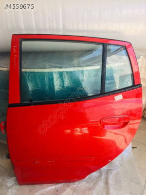 KİA PİCANTO SOL ARKA KAPI ORJINAL ÇIKMA