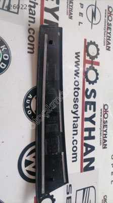 83260-N7010 Hyundai Tucson 2022 arka sağ kapı çıtası