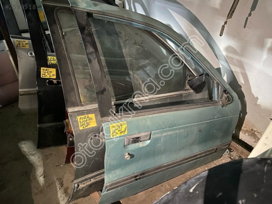 MİTSUBİSHİ LANCER SAĞ ÖN KAPI ÇITASI 1990 MODEL