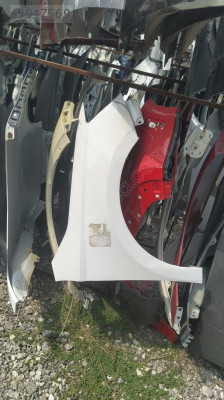 Skoda Fabia 2016 model sağ ön çamurluk