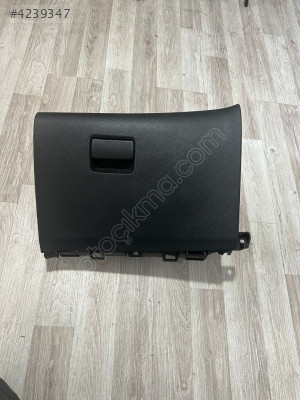 OPEL ASTRA J HATASIZ TORPİDO KAPAĞI