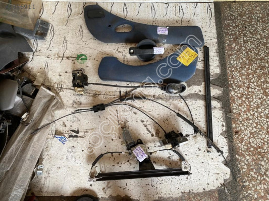 FİAT DOBLO SOL ÖN KAPI CAM KRİKOSU 1998-2008 MODEL