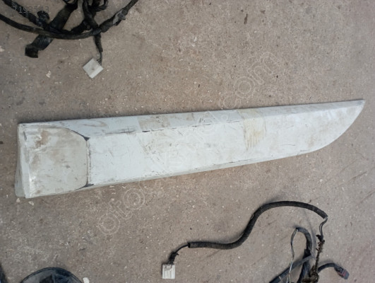 RENAULT FLUENCE ARKA SOL KAPI ÇITASI.828777440R
