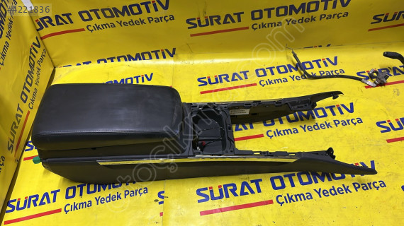 CHRYSLER 300C ORTA KONSOL KOL DAYAMA ORİJİNAL ÇIKMA