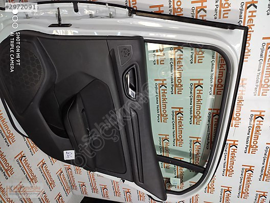 RENAULT MEGANE 4 SAĞ ARKA KAPI DÖŞEMESİ SİYAH