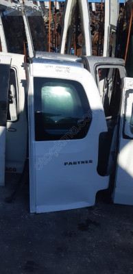 PEUGEOT PARTNER SAĞ ARKA KAPI