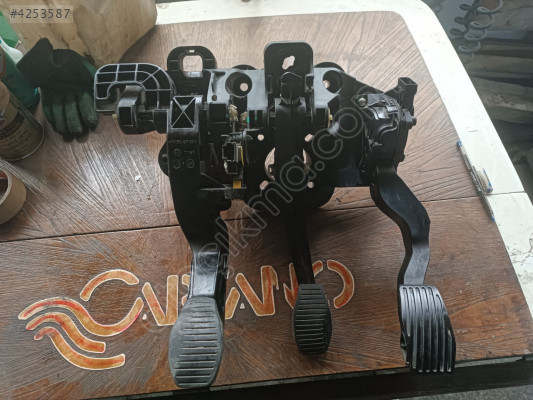 FİAT Doblo 2019 pedal takımı 130521268930E