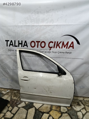 Skoda Octavia Sağ Ön Kapı