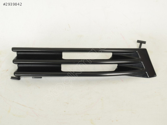 Mercedes W202 Ön Tampon Çeki Demiri Kapağı 2028850226 Orijinal