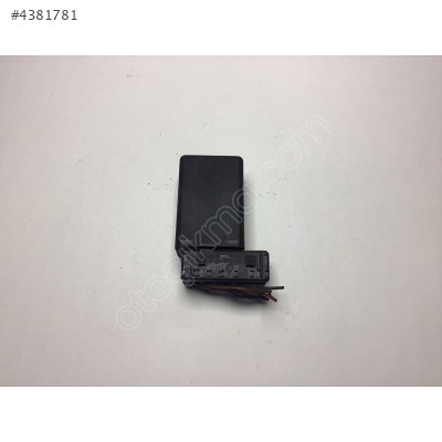 Mercedes W124 W201 Yakıt Pompa Rölesi 0015457305 898281