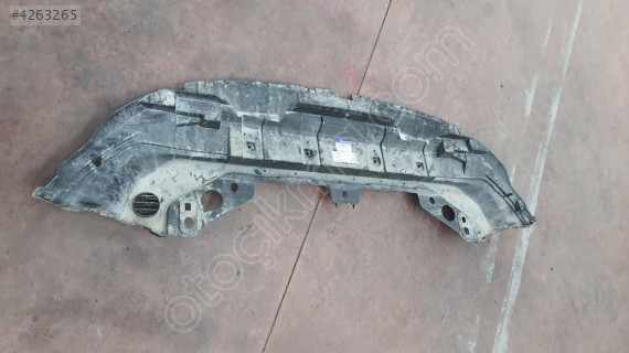 volvo xc40  19/24  ön tampon alt karlık sefalılar oto cıkma