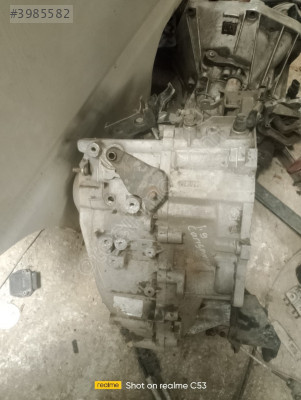 1.9 DİZEL CARISMA ŞANZIMAN