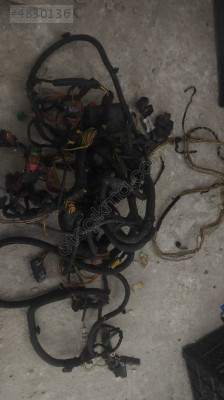 Citroen C4 ve 1.6 HDI Motor Bölmesi TESİSAT  9663850880