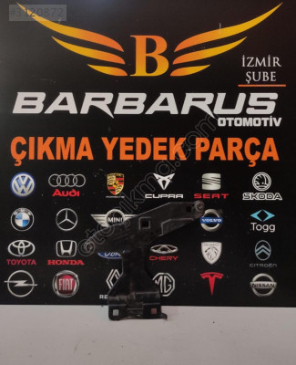 7600111430 Kodlu Porsche Macan Sağ Far Braketi