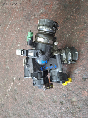 FORD FOCUS 2 1.6 DİZEL GAZ KELEBEĞİ ÇIKMA ORJİNAL YEDEK PARÇA