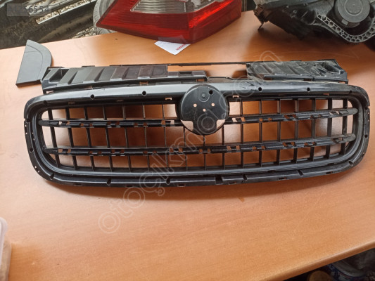 Fiat Linea Ön Panjur Sıfır