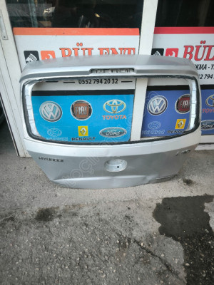 Hyundai İ30 bagaj kapağı