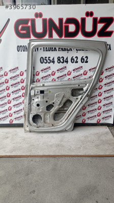 Dacia Sandero sağ arka kapı model 2008 2012