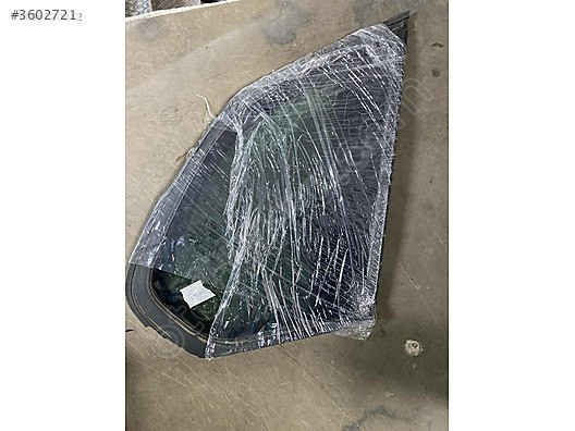 BMW X5 E70 ARKA SAĞ KELEBEK CAM