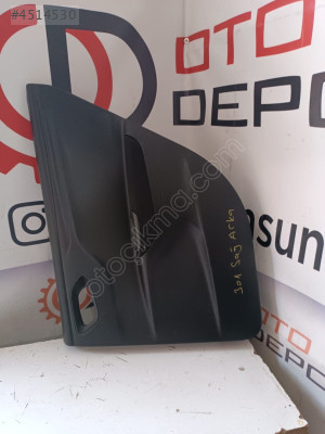 Peugeot 301 Sağ Arka Kapı Orjinal Çıkma