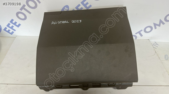 renault austral 2023 çıkma orjinal torpido kapağı (son fiyat)