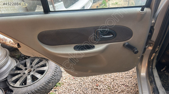 Clio 2 sol arka kapı döşeme araçtan sökme