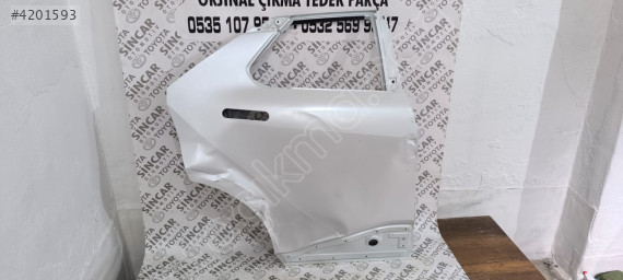 2024-2025 Toyota C-HR Hybrid Sağ Arka Kapı - Çıkma ve Orjinal