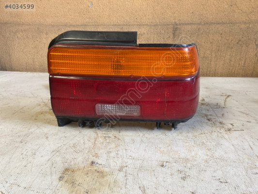 TOYOTA COROLLA SAĞ ARKA STOP