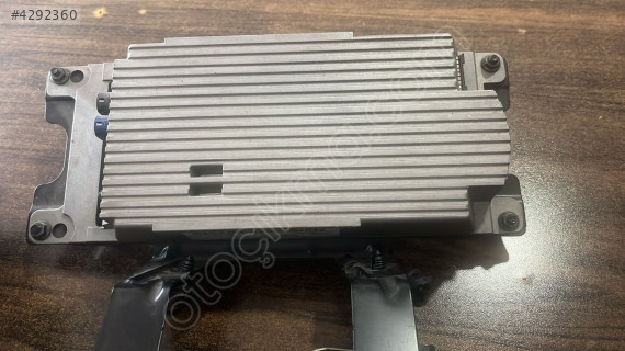 BMW F10 84.10-9251737-01 SES AMPLİFİKATÖRÜ OTO FEDAİ